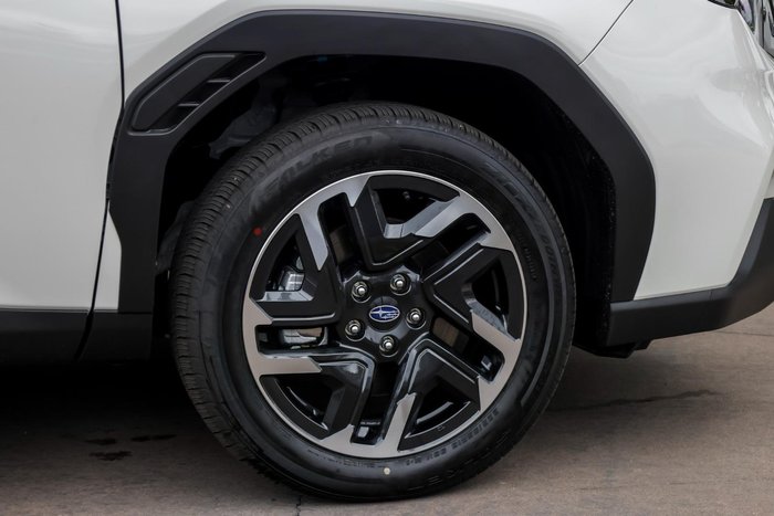 2025 Subaru Forester Touring S6 MY26 AWD Crystal White