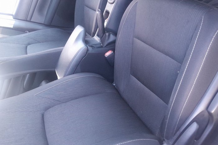 2024 Toyota Hilux SR