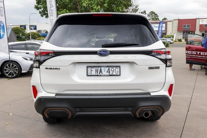 2025 Subaru Forester Hybrid Sport S6 MY26 AWD Crystal White