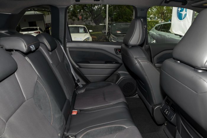 2025 Subaru Forester Hybrid Sport S6 MY26 AWD Crystal White