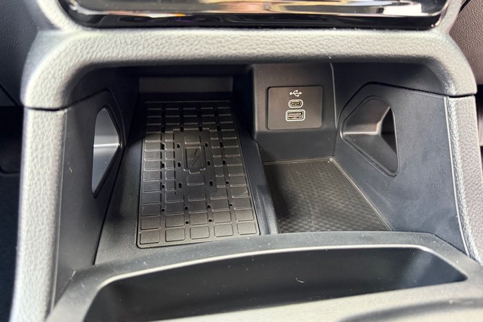 2025 Ford Everest Sport