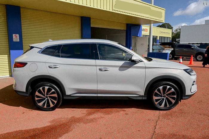 2025 BYD SEALION 6 Essential