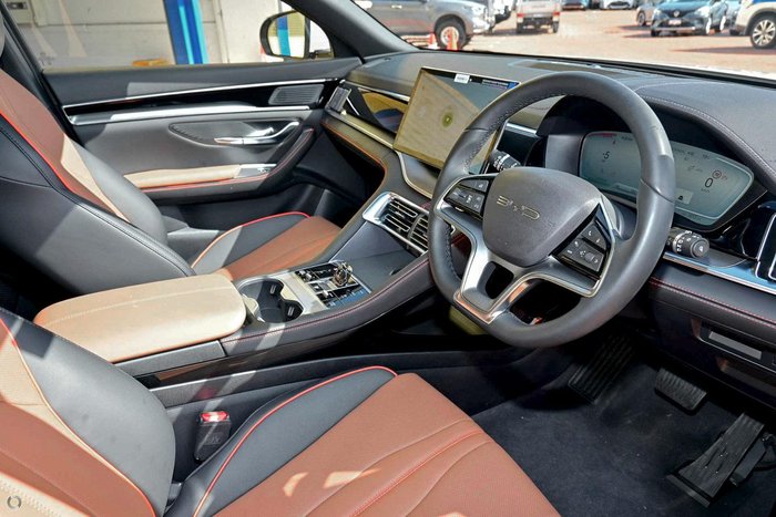 2025 BYD SEALION 6 Essential