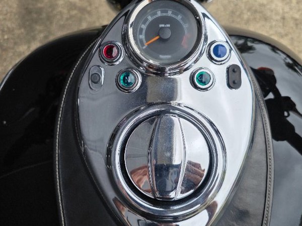 2016 Triumph SPEEDMASTER BLACK