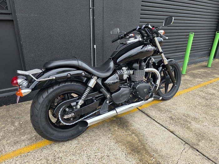 2016 Triumph SPEEDMASTER BLACK