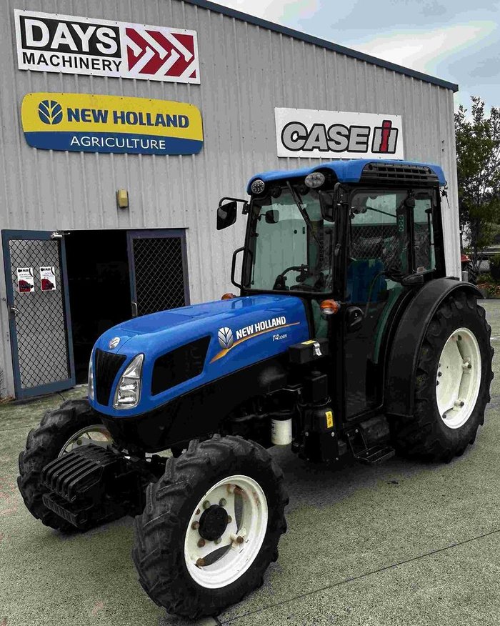 2023 New Holland T4.105N Cab