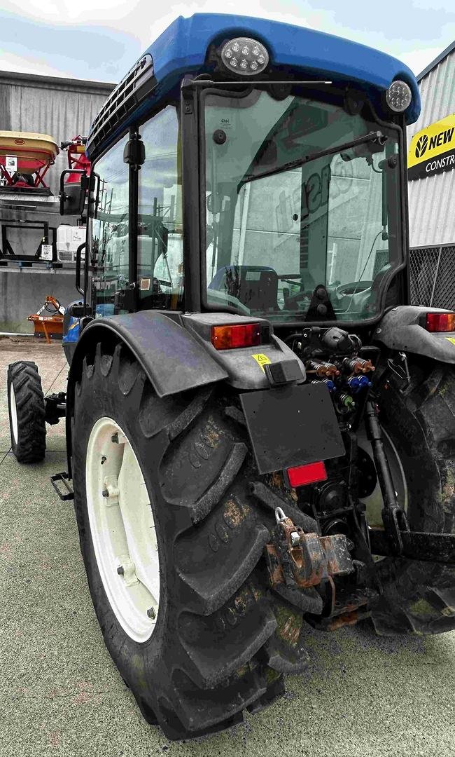 2023 New Holland T4.105N Cab BLUE