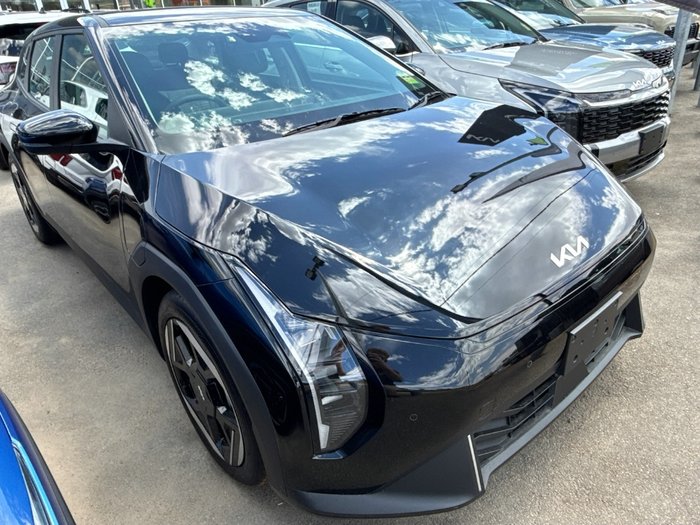 2025 Kia EV4 Earth Long Range