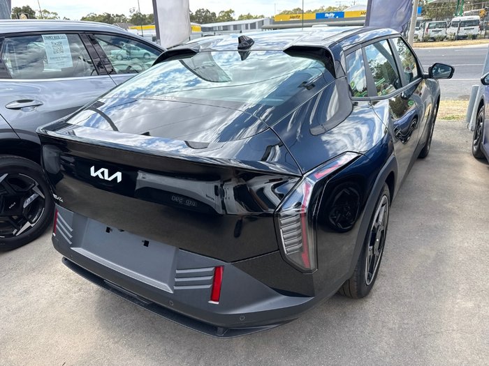 2025 Kia EV4 Earth Long Range