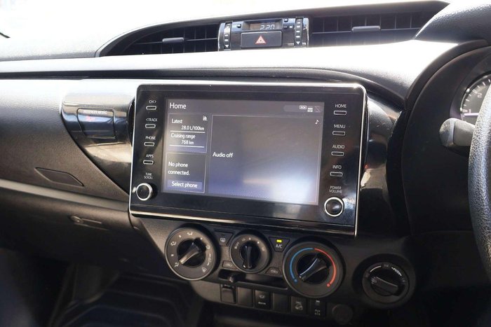 2022 Toyota Hilux SR