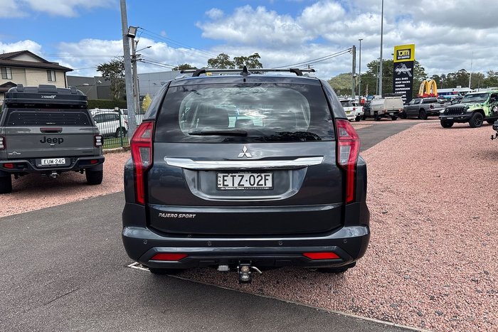 2022 Mitsubishi Pajero Sport GLX