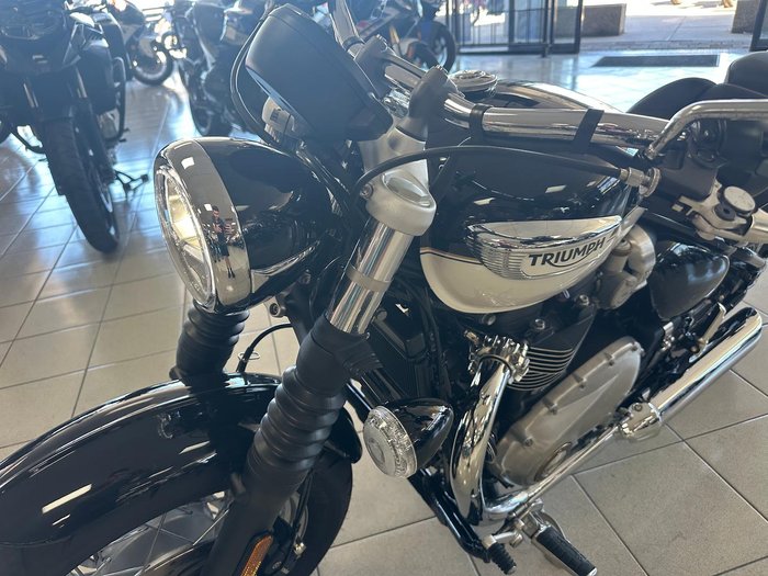 2022 Triumph Bonneville Speedmaster Speedmaster Black