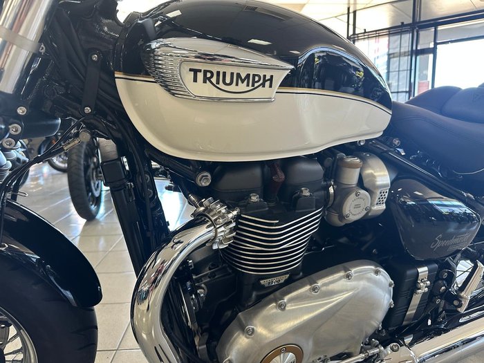 2022 Triumph Bonneville Speedmaster Speedmaster Black