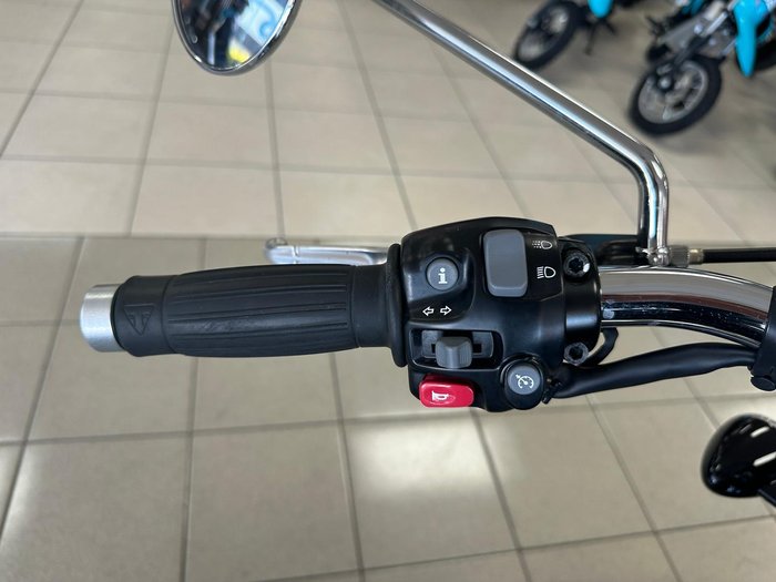 2022 Triumph Bonneville Speedmaster Speedmaster Black