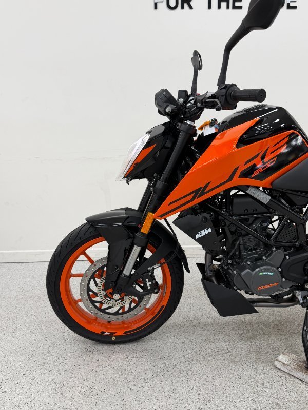 2024 Ktm 200 DUKE (ABS) Orange