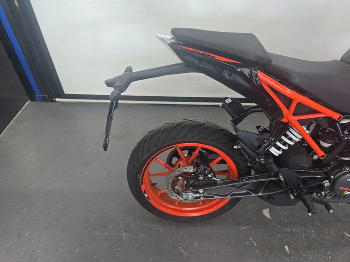 2024 Ktm 200 DUKE (ABS) Orange