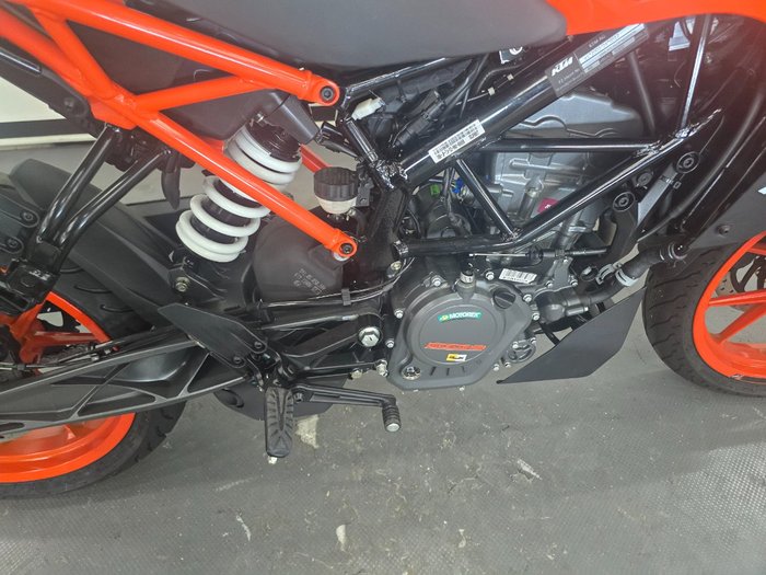 2024 Ktm 200 DUKE (ABS) Orange