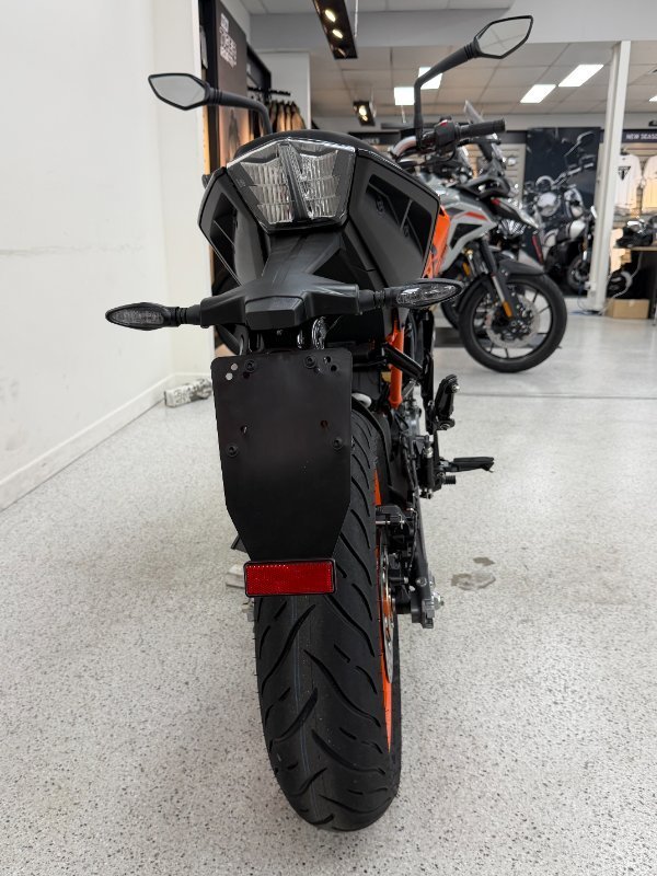 2024 Ktm 200 DUKE (ABS) Orange