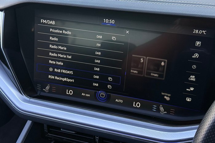 2022 Volkswagen Touareg 210TDI R-Line