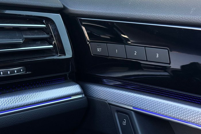 2022 Volkswagen Touareg 210TDI R-Line