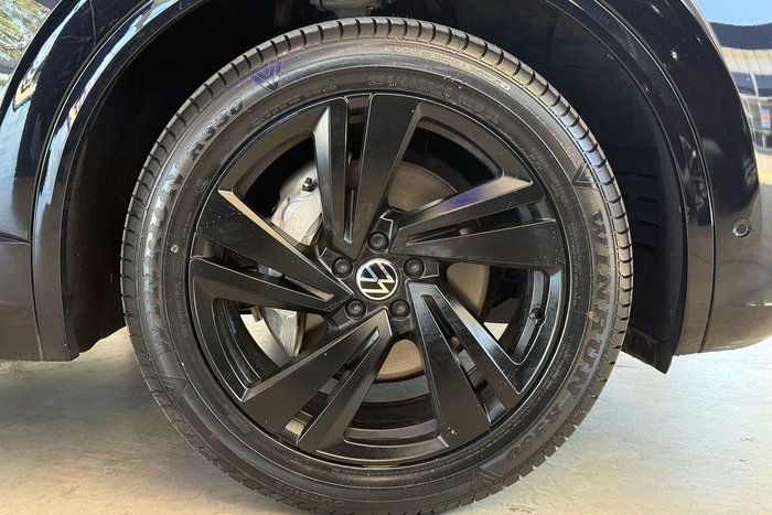 2022 Volkswagen Touareg 210TDI R-Line