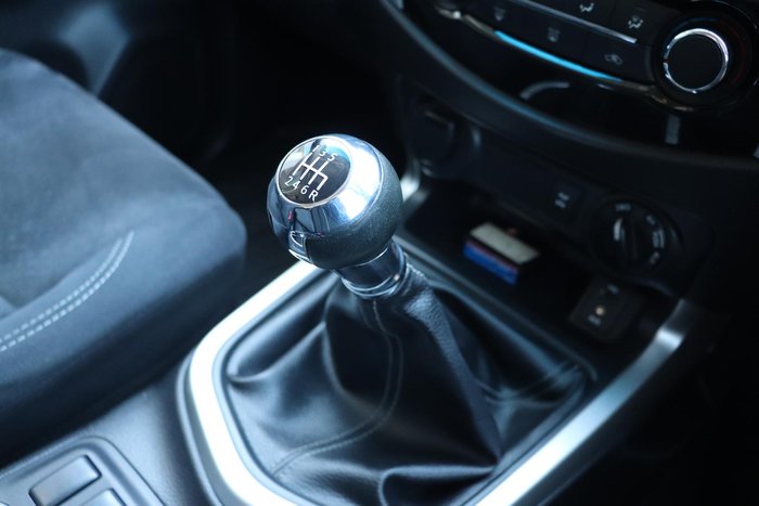 2016 Nissan Navara ST