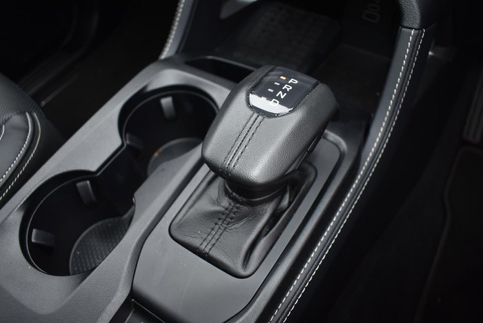 2025 Ford Everest Platinum