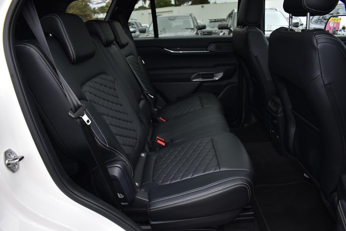 2025 Ford Everest Platinum