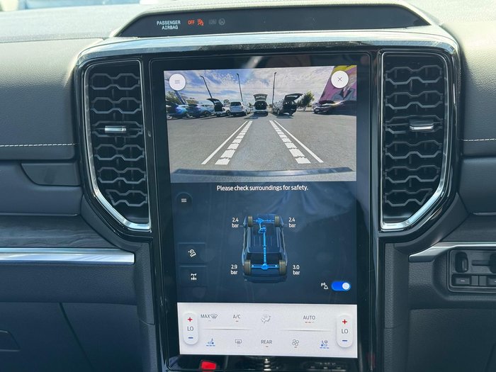 2025 Ford Everest Platinum