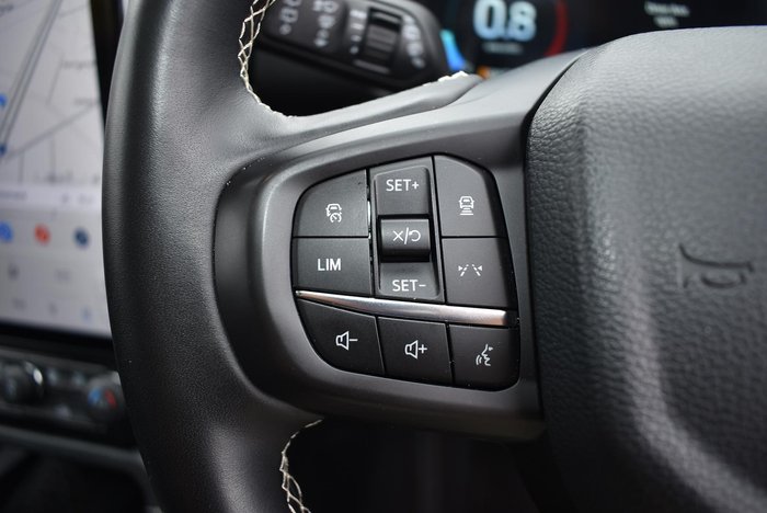 2025 Ford Everest Platinum