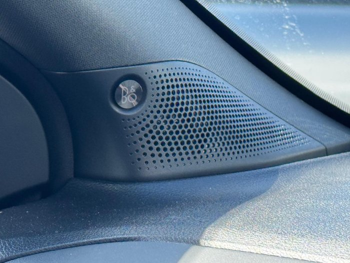 2025 Ford Everest Platinum