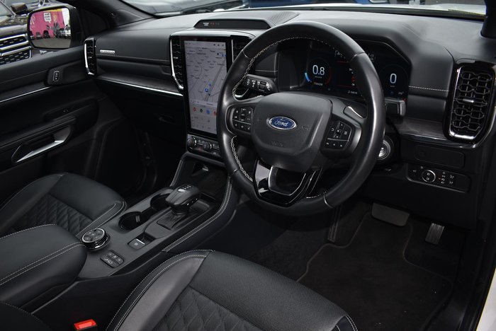 2025 Ford Everest Platinum