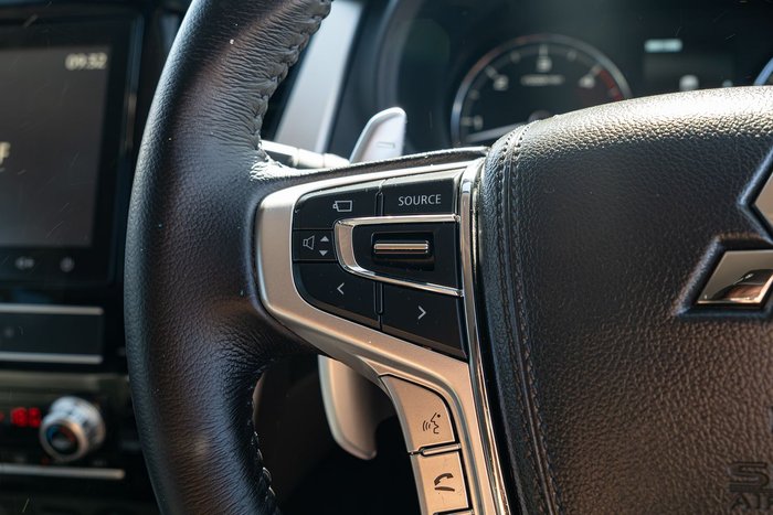 2022 Mitsubishi Pajero Sport GLS