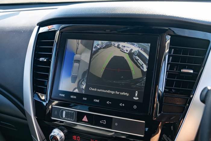 2022 Mitsubishi Pajero Sport GLS