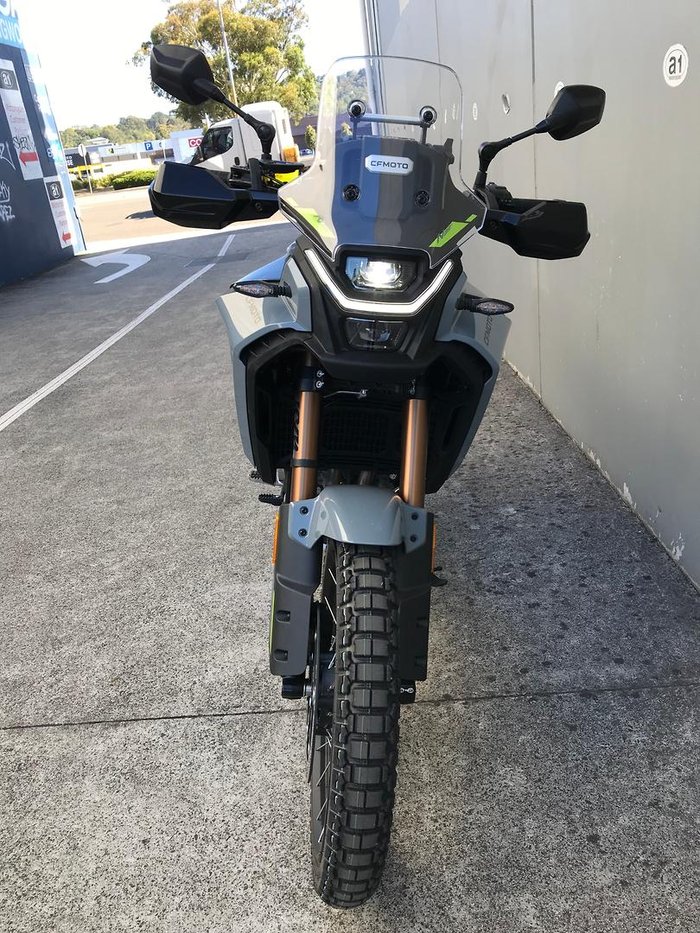 2025 CFMOTO 450MT