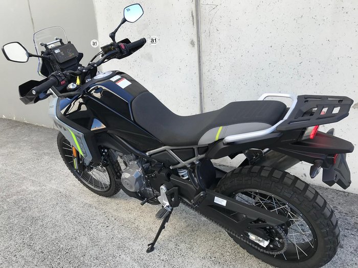 2025 CFMOTO 450MT