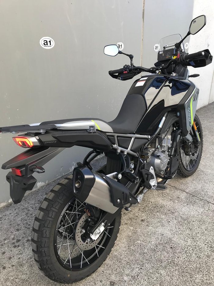2025 CFMOTO 450MT