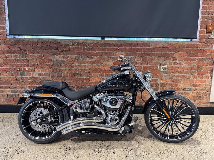 Harley-Davidson Breakout 117 (FXBR) Softail