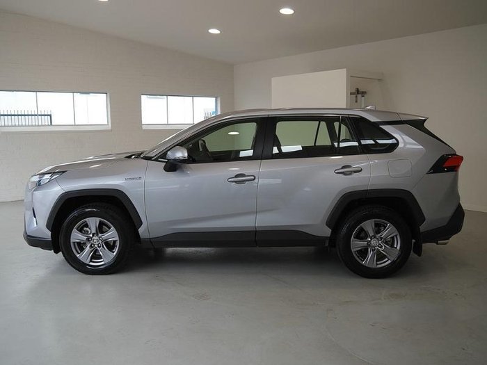 2024 Toyota RAV4 GX