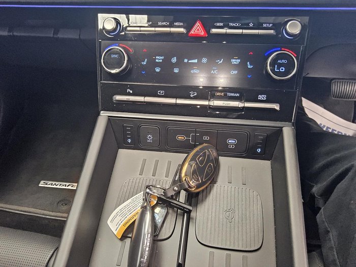 2024 Hyundai Santa Fe Hybrid Calligraphy MX5.V1 MY25 AWD Typhoon Silver