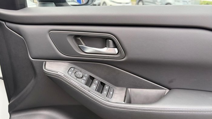 2026 Nissan X-TRAIL ST-L