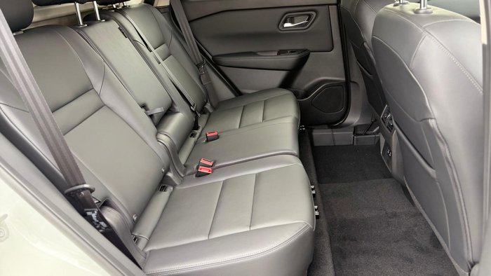 2026 Nissan X-TRAIL ST-L