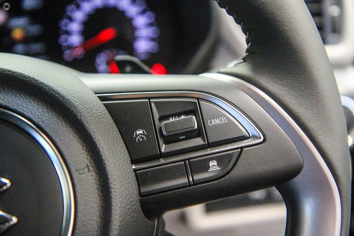 2025 Suzuki Swift Hybrid GLX