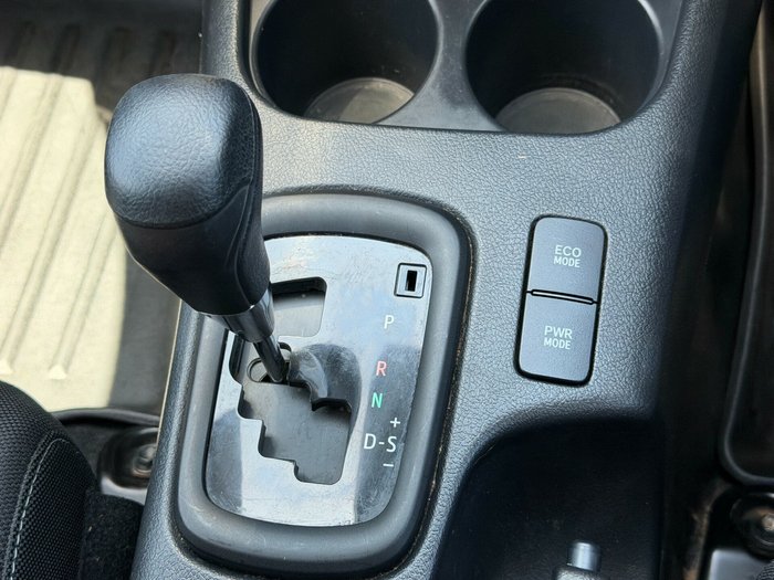 2019 Toyota Hilux SR