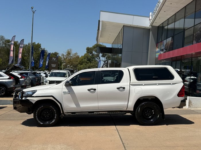 2019 Toyota Hilux SR