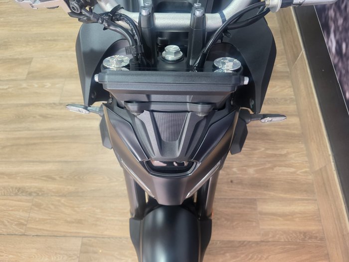 2025 Yamaha 2025 YAMAHA 655CC MT07LAS Black