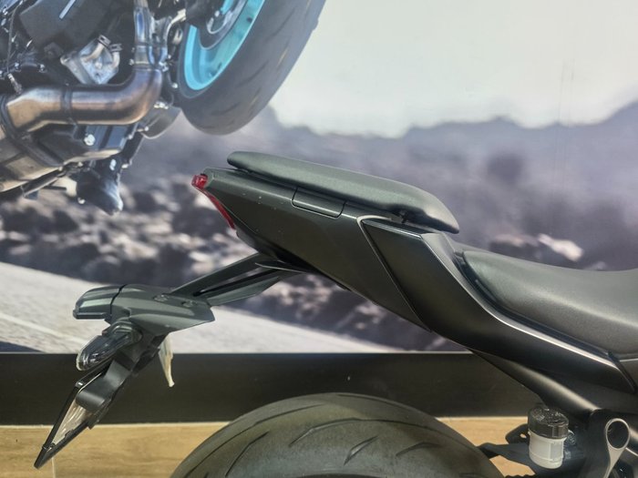 2025 Yamaha 2025 YAMAHA 655CC MT07LAS Black