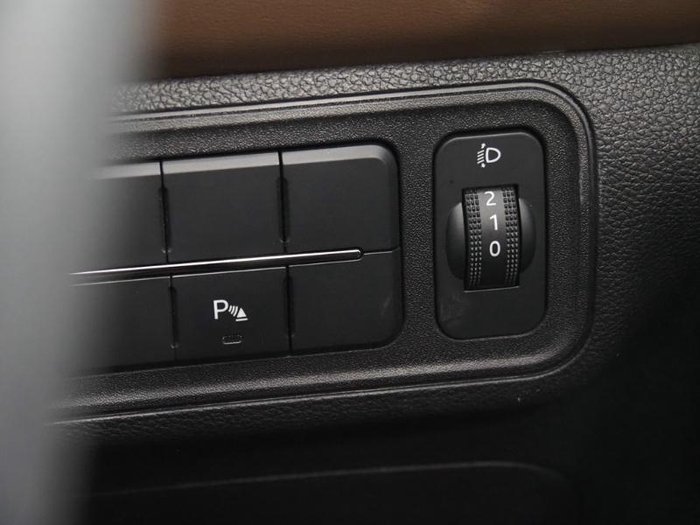 2025 Mahindra Scorpio Z8L+