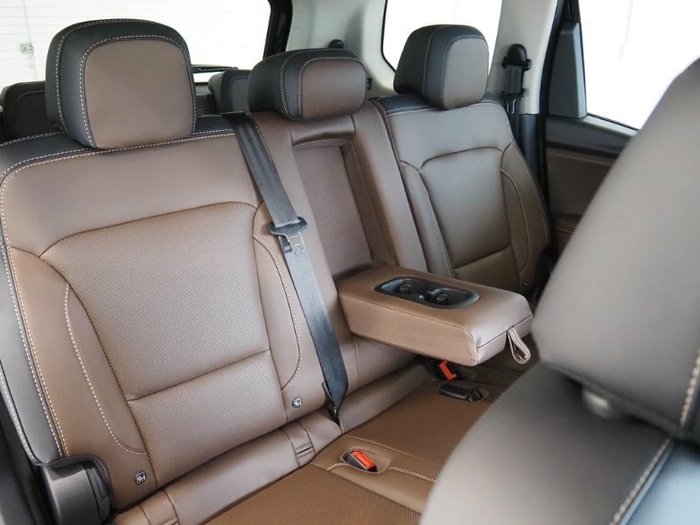 2025 Mahindra Scorpio Z8L+