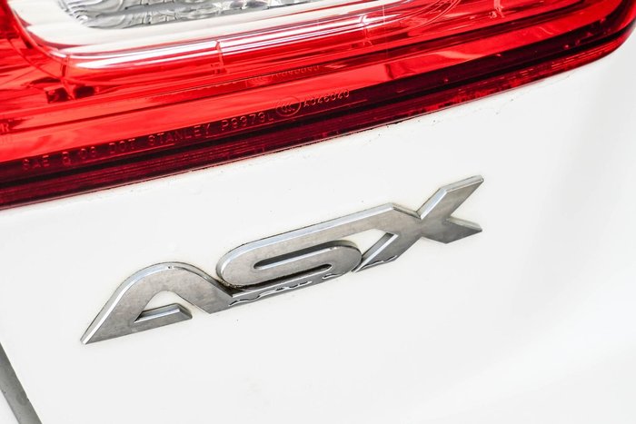 2018 Mitsubishi ASX ES ADAS